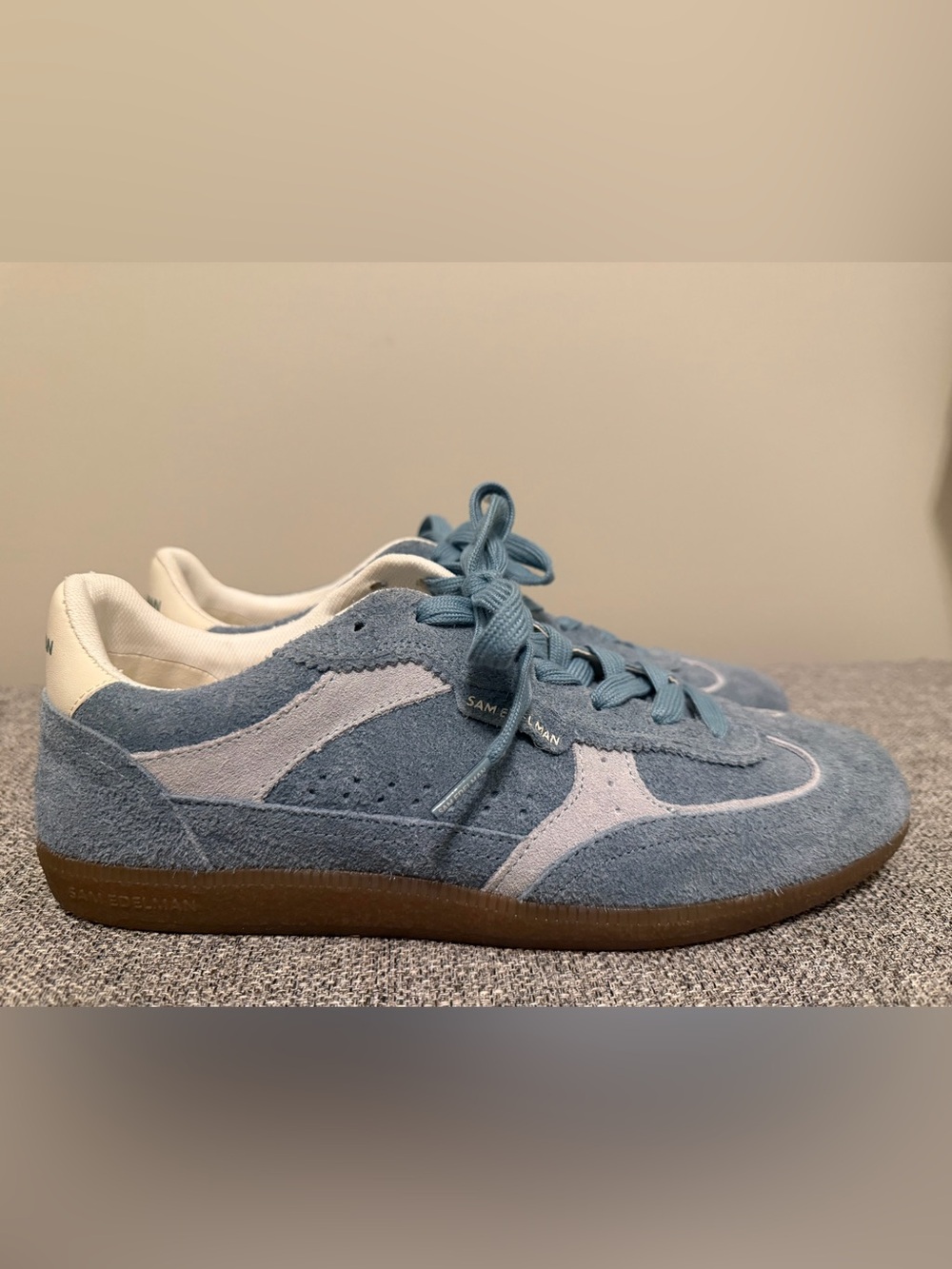 Sam Edelman Blue Suede Court Sneakers - Sz 9 - Like new! - Picture 2 of 6